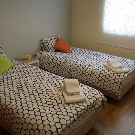 Luxury 2-bed With Huge Pool - Daire Albufeira